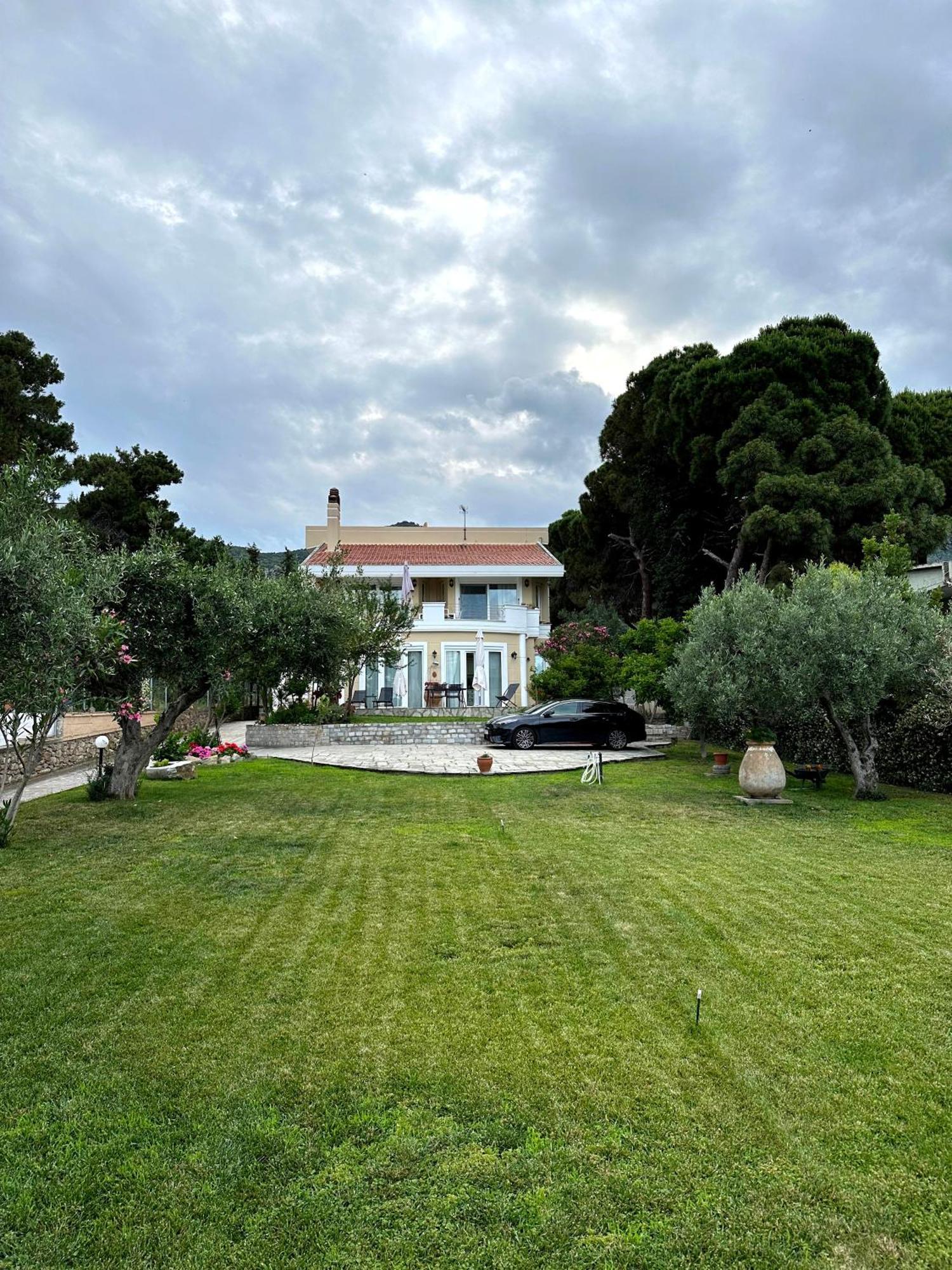 Villa Vasiliki Palaiontsiflikion Exterior photo